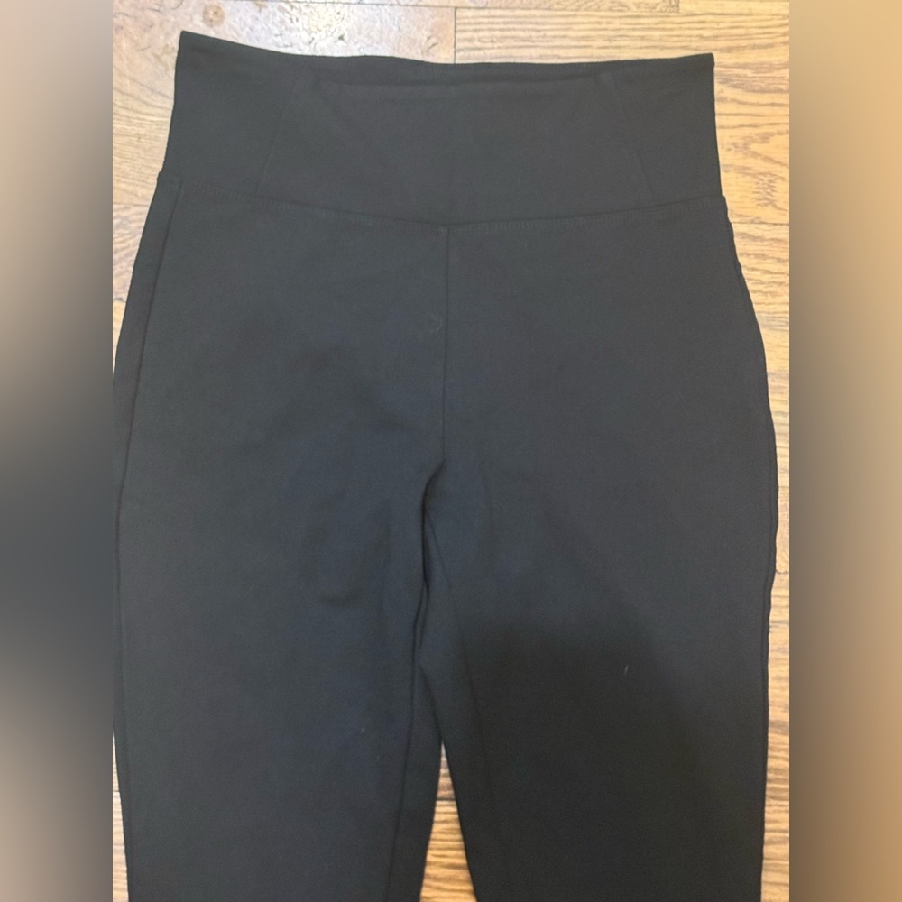 Kendall + Kylie. Black Thick Leggings. Size Small. - Picture 3 of 5